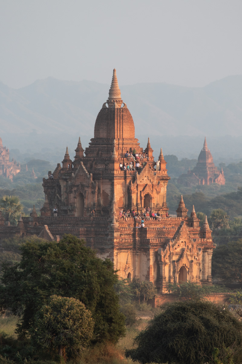 Temple / Myanmar